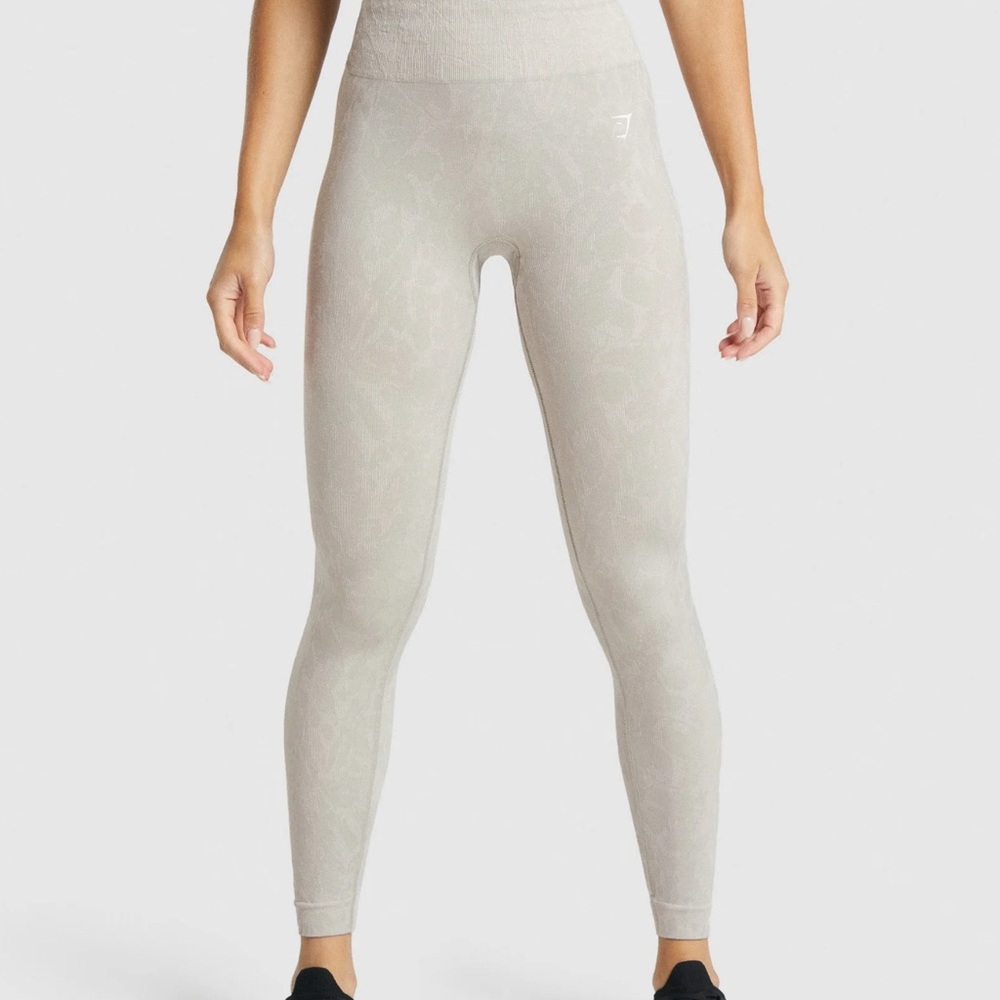 Gymshark Light Beige High-Waisted Seamless Leggings